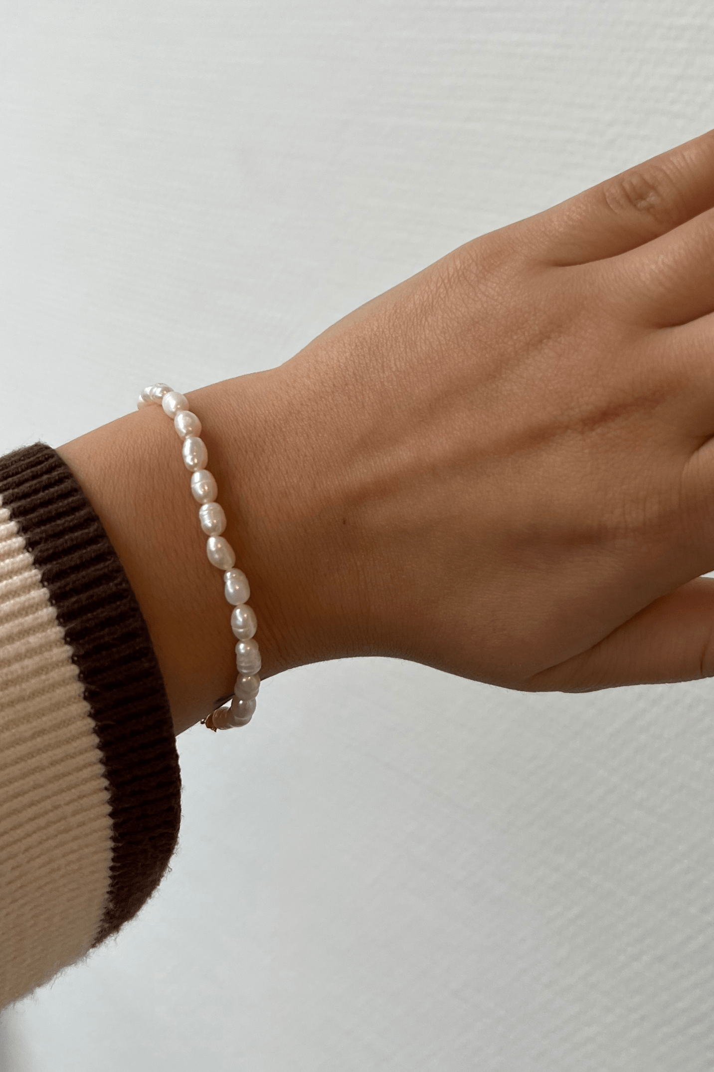 Small Pearl Armband